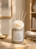 Load image into Gallery viewer, Soft Embrace Reed Diffuser